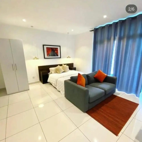 Golden Breeze Suites