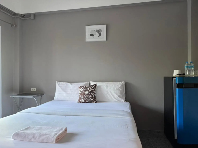 B and B Hotel