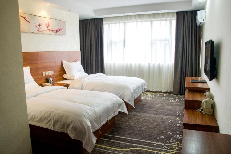 Huaming Hotel