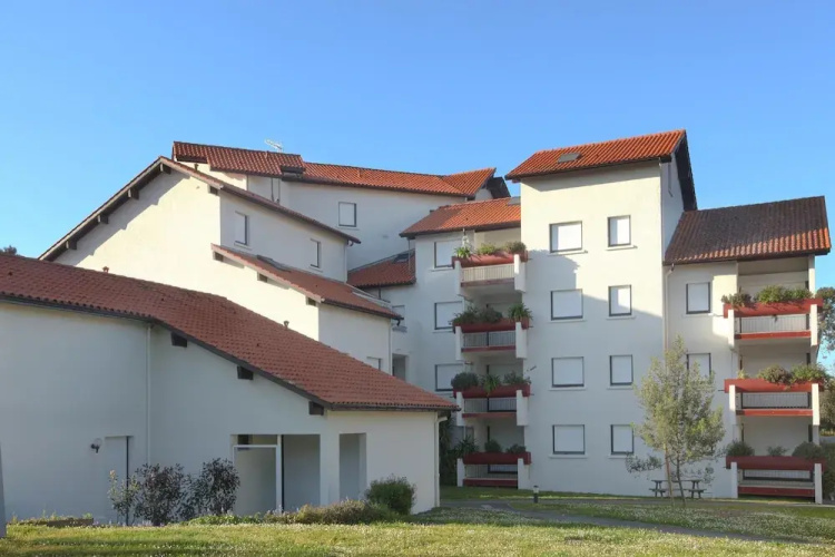 Apartment in Anglet Near Sandy Beach