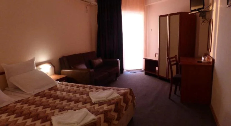 Family Hotel Aura
