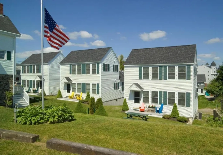 3 Bedrooms Cottage