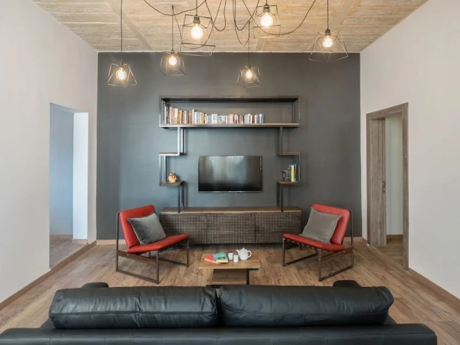 2 Bedrooms Family Apartment with sea view
