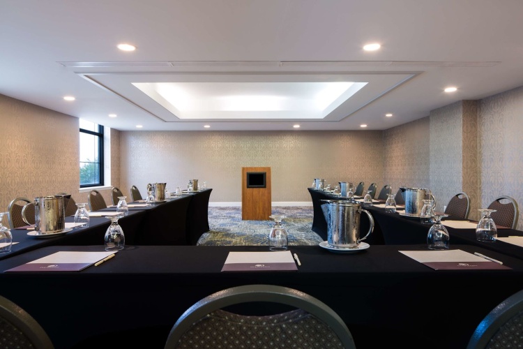 DoubleTree by Hilton Laurel photo 19