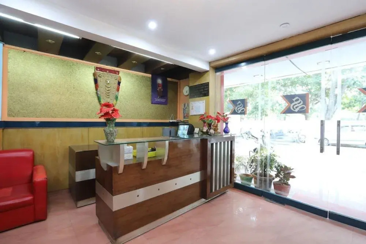 Sanman Regency by OYO Rooms