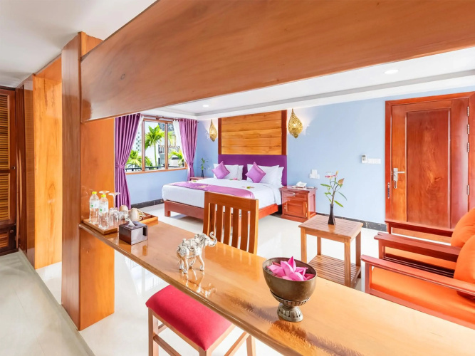 Cheata Residence