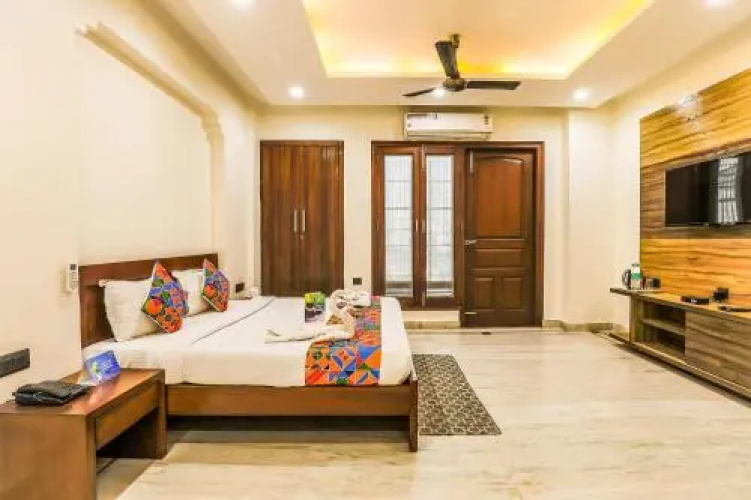 OYO 7785 Kumar Residency