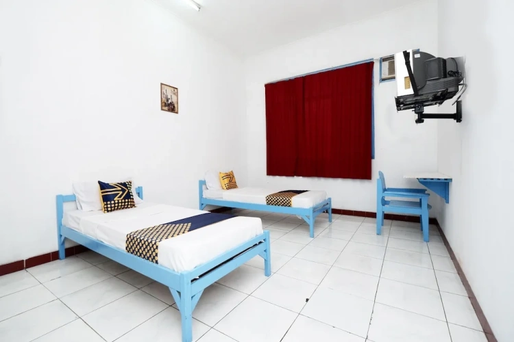 Economy Twin room