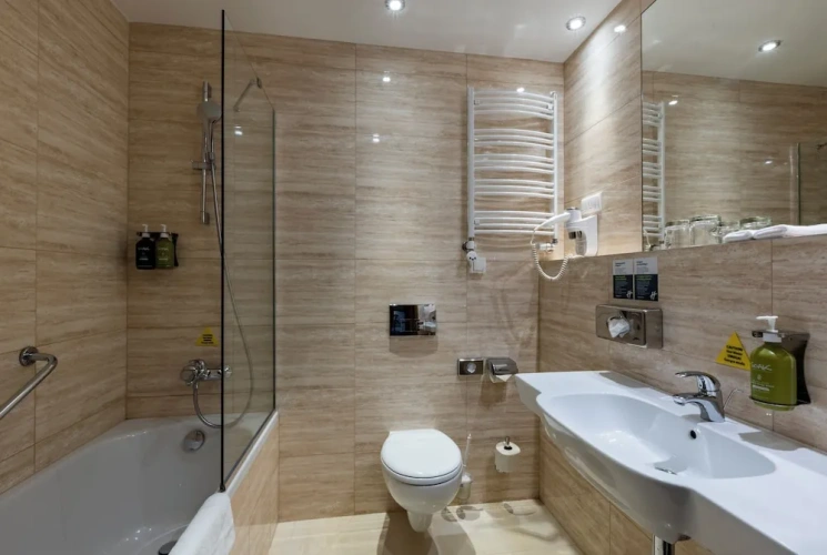 Double Suite