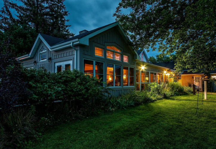 The Waring House - Prince Edward