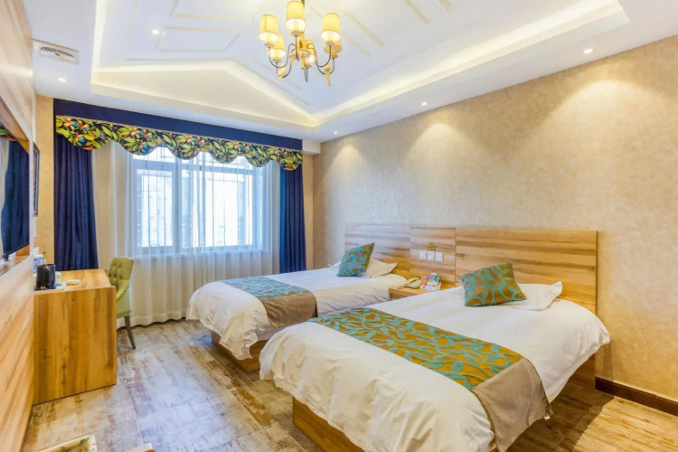 IJOYHOTELS