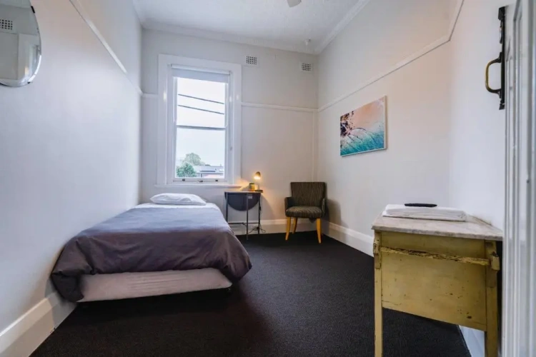 Standard Single room