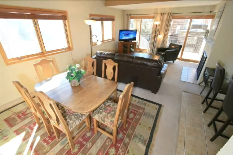 Condo with Pool & Hot Tubs, Free Shuttle by RedAwning