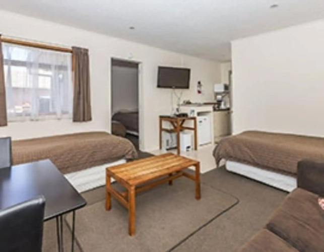 Foreshore Motor Lodge