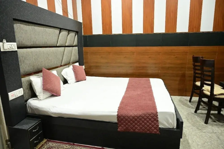 Hotel Jeevan Sathi By GRB