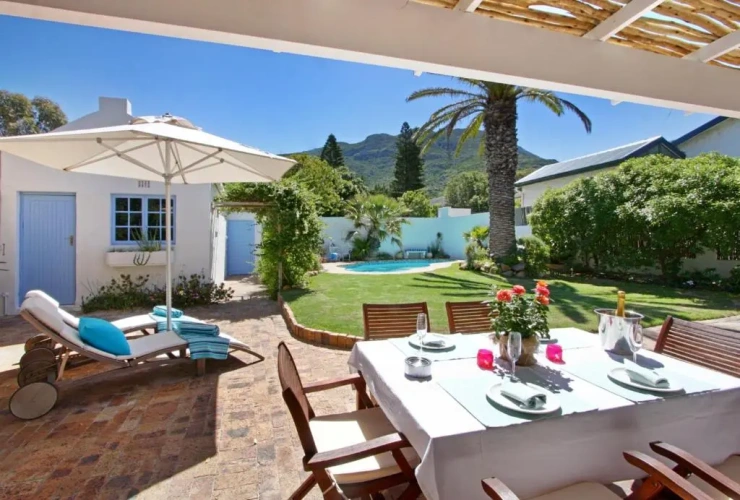3 Bedrooms Cottage