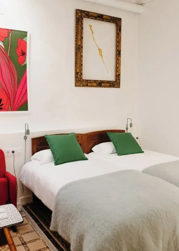 Standard Double room with balcony and with courtyard view