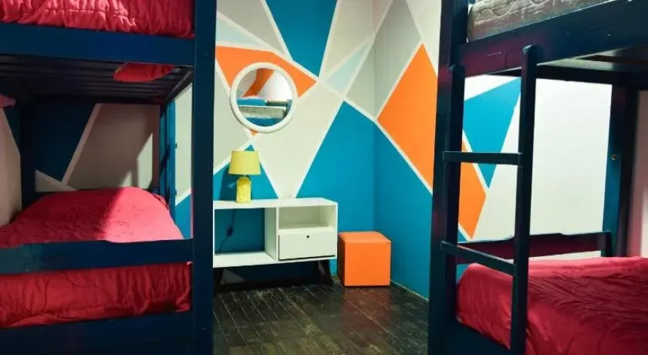 El Viajero Downtown Hostel & Suites