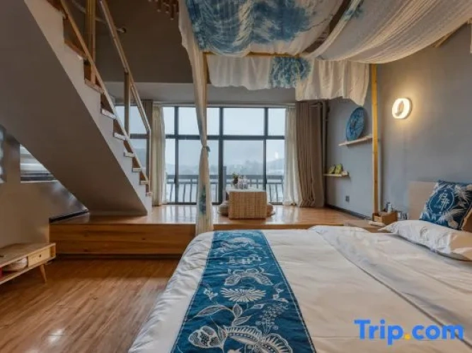 Standard Family Duplex room with lake view