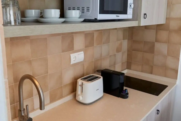 1 Bedroom Apartment with balcony