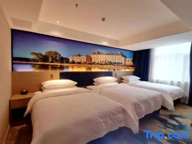 Deluxe Double Family room