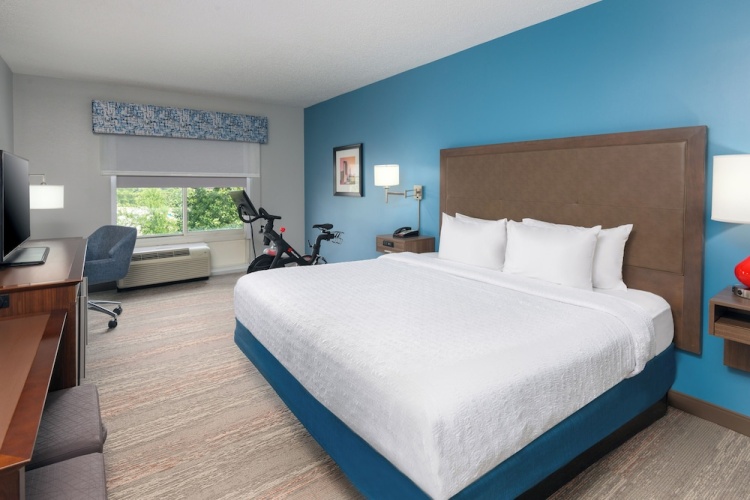 Peloton Bike Accessible Double room