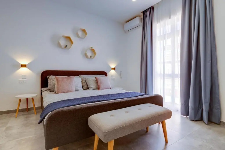 Perfect Location, Idyllic 2BR Apartment