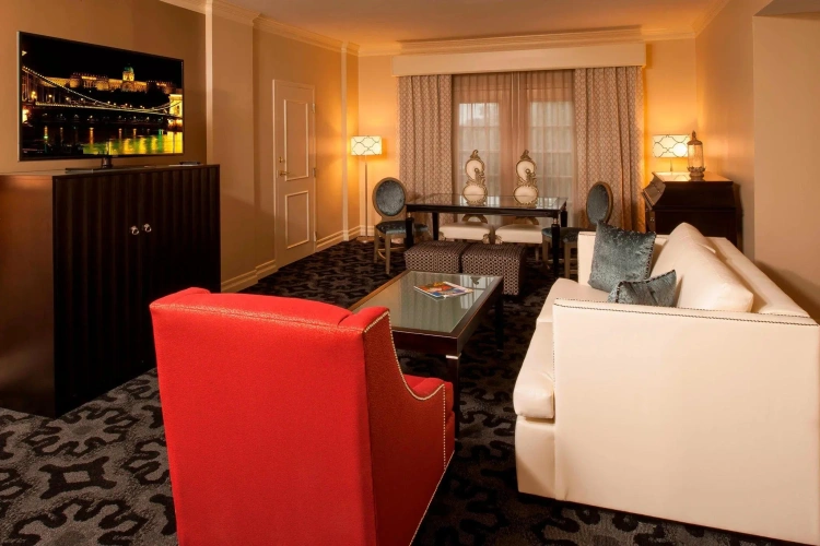 Double Suite
