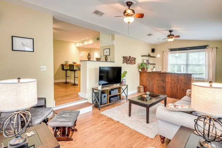 2 Bedrooms Cottage
