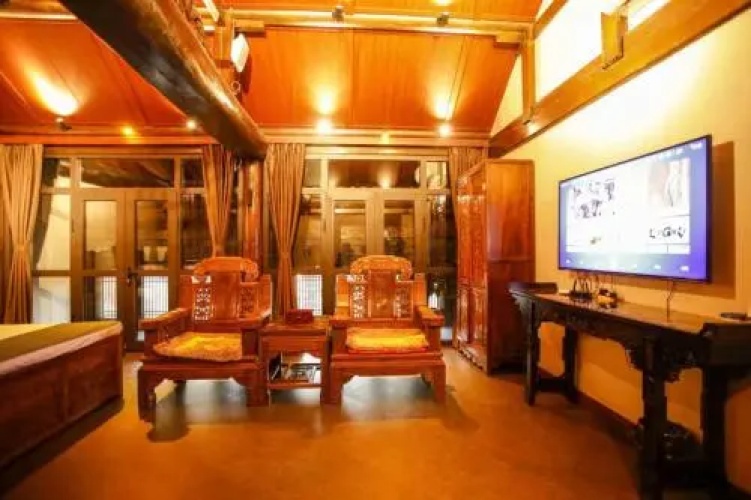 New Dragon Gate Guest House
