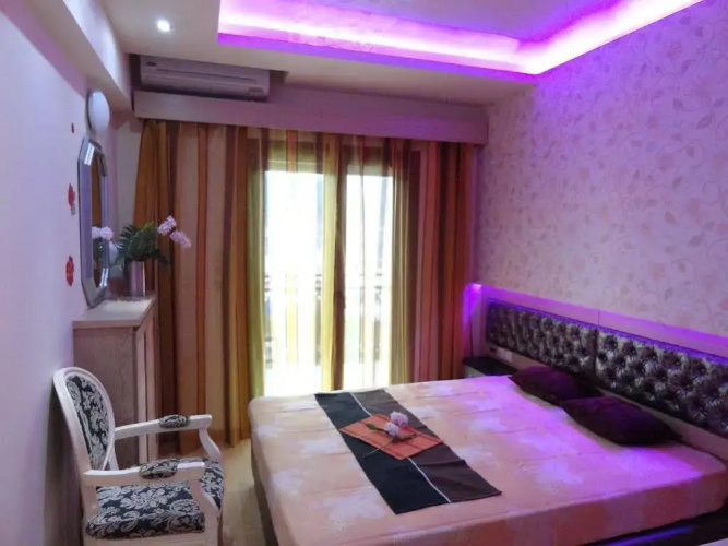 Captain's Beach Boutique Apartments