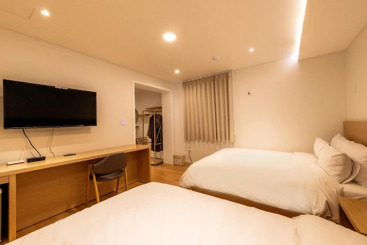 H Avenue Chuncheon