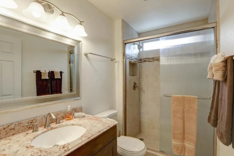 220 #7 Ocean View Ave