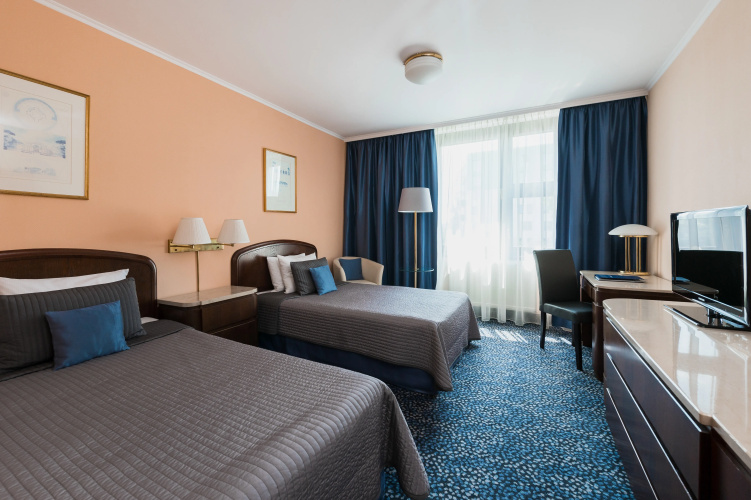 Booking Hotel & Spa