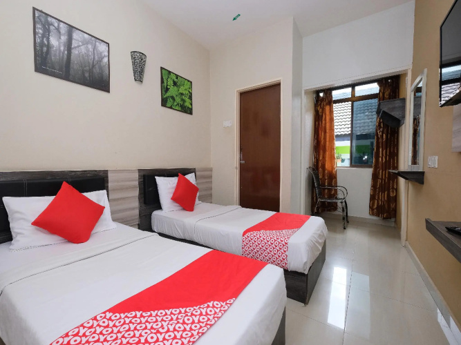 OYO 1153 Heaven Hill Hotel 1