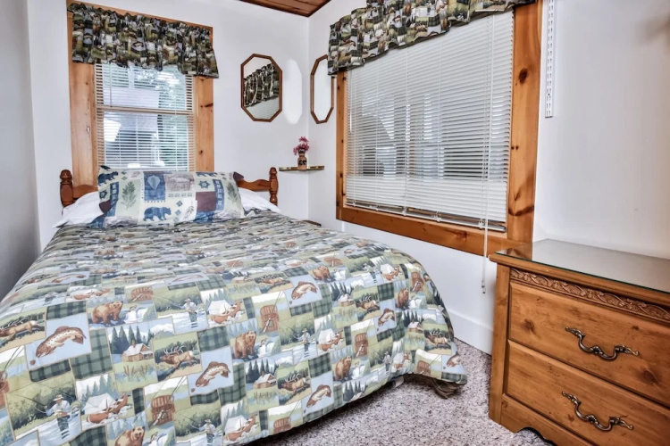 Oak - Elbert's - 3 Br Cottage