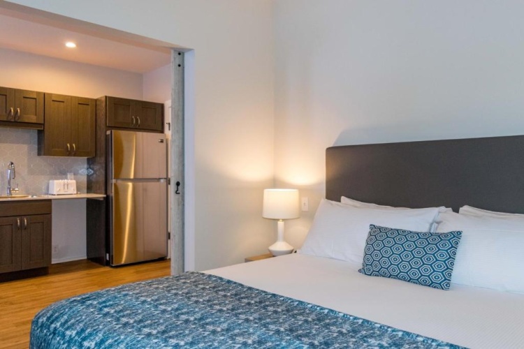 1 Bedroom Apartment