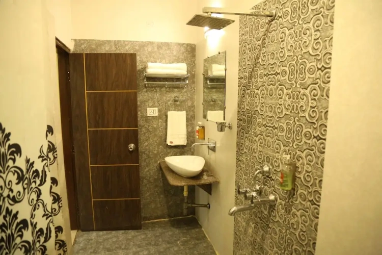 Executive Studio with city view