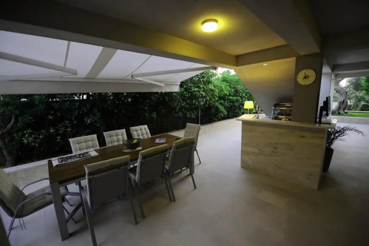 Villa Ropus