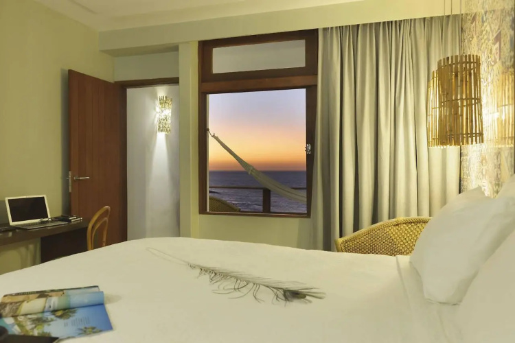 Hotel Pontal de Ubu