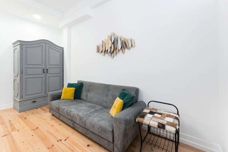 2 Bedrooms Apartment