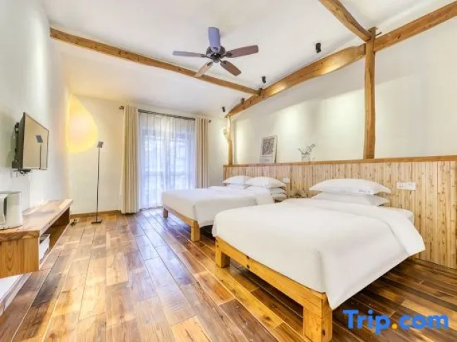 1 Bedroom Standard room with view