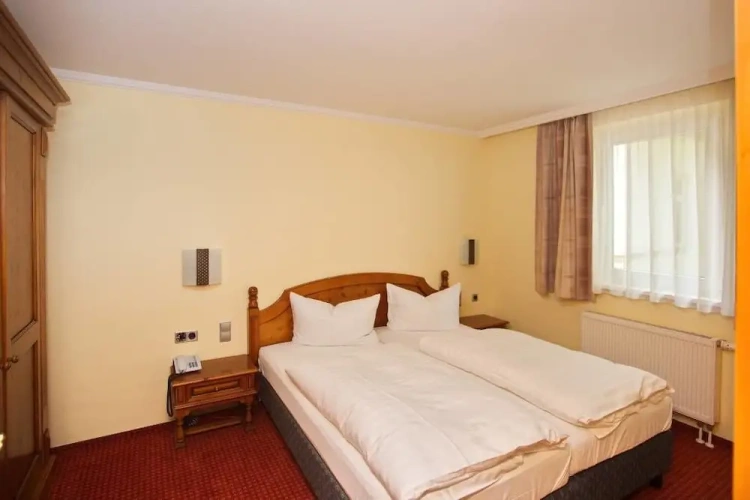 1 Bedroom Suite