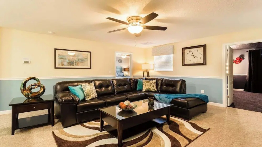 Opulent Villa, 10 Min to Disney, Pool & Spa