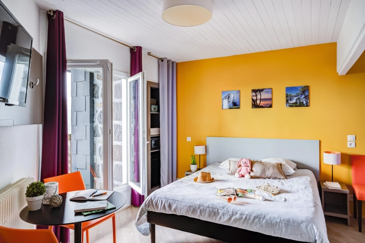Guest rooms