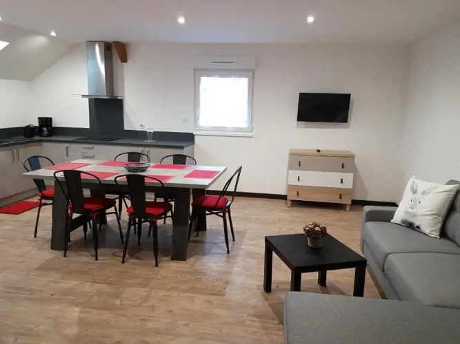 2 Bedrooms Apartment