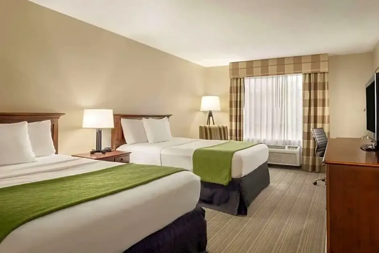Quadruple Suite