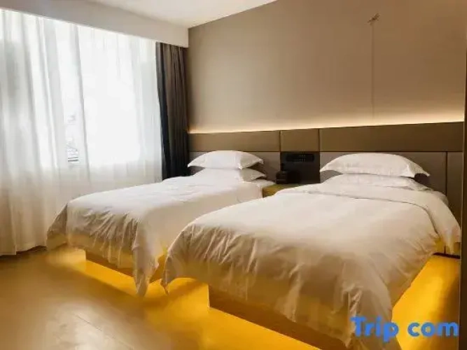 Deluxe Double Suite
