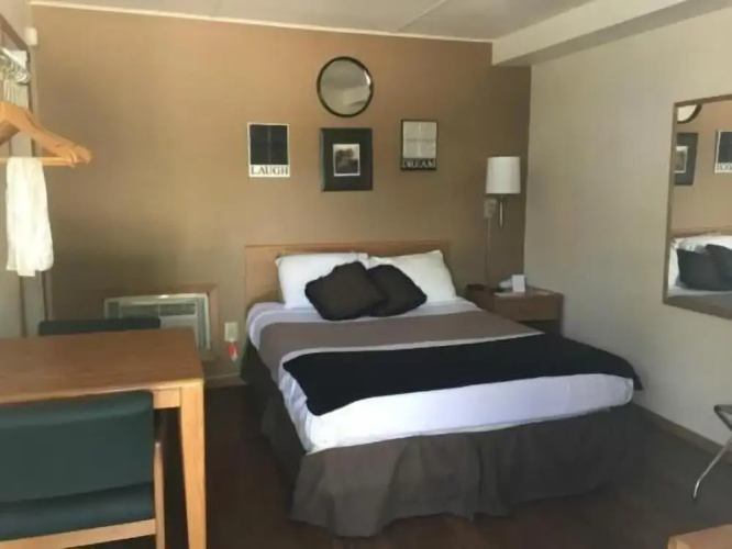 The Brookside Motel by Belvilla Keystone Near Mt.Rushmore