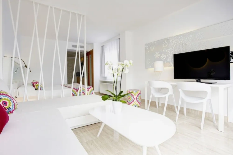 Junior Suite with balcony